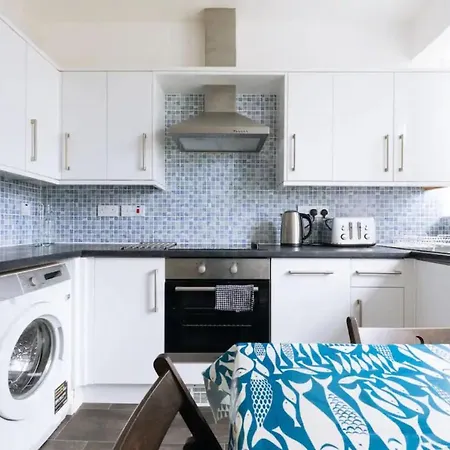 Beautiful 2bd Flat - Clifton Village *