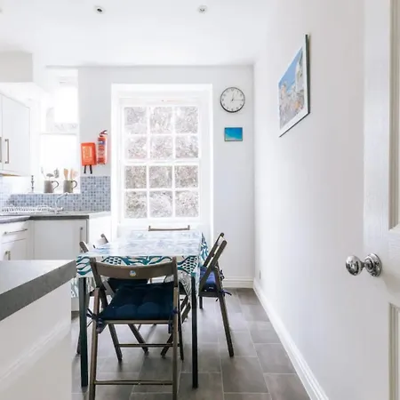 Beautiful 2bd Flat - Clifton Village * Бристоль