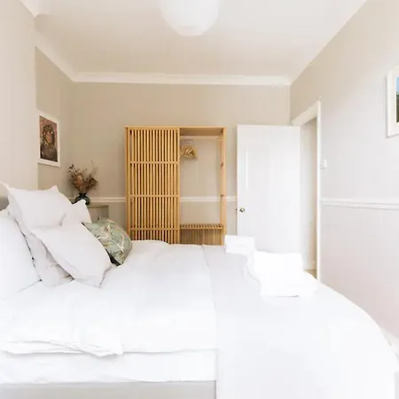 Beautiful 2bd Flat - Clifton Village Апартаменты